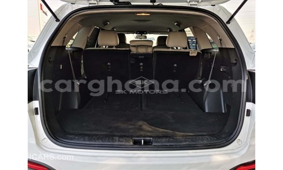 Buy Import Kia Sedona White Car in Import - Dubai in Ashanti Buy Import Kia Sedona White Car in Import - Dubai in Ashanti