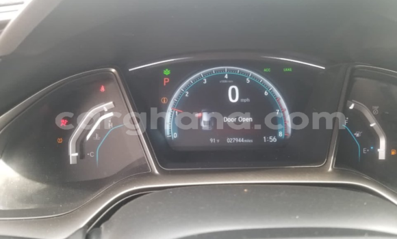 Sayi Na hannu Honda Civic Azurfa Mota in Accra a Greater Accra Sayi Na hannu Honda Civic Azurfa Mota in Accra a Greater Accra