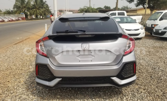 Sayi Na hannu Honda Civic Azurfa Mota in Accra a Greater Accra Sayi Na hannu Honda Civic Azurfa Mota in Accra a Greater Accra