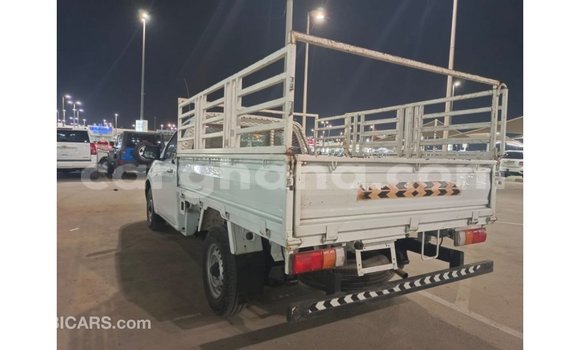 Ra Imported Isuzu Rodeo funfun Ọkọ̀ in Import - Dubai ni Ashanti Ra Imported Isuzu Rodeo funfun Ọkọ̀ in Import - Dubai ni Ashanti