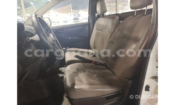 Ra Imported Isuzu Rodeo funfun Ọkọ̀ in Import - Dubai ni Ashanti Ra Imported Isuzu Rodeo funfun Ọkọ̀ in Import - Dubai ni Ashanti