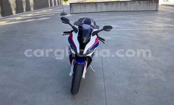 Buy Used BMW S 1000 White Bike in Accra in Greater Accra Buy Used BMW S 1000 White Bike in Accra in Greater Accra