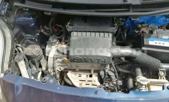 Sayi Na hannu Toyota Vitz Blue Mota in Accra a Greater Accra Sayi Na hannu Toyota Vitz Blue Mota in Accra a Greater Accra
