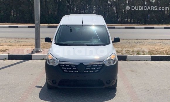 Ra Imported Renault 19 funfun Ọkọ̀ in Import - Dubai ni Ashanti Ra Imported Renault 19 funfun Ọkọ̀ in Import - Dubai ni Ashanti