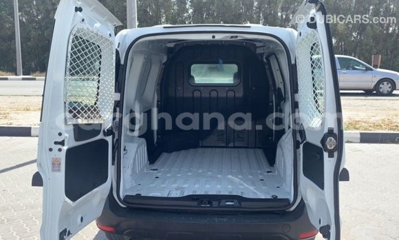 Ra Imported Renault 19 funfun Ọkọ̀ in Import - Dubai ni Ashanti Ra Imported Renault 19 funfun Ọkọ̀ in Import - Dubai ni Ashanti