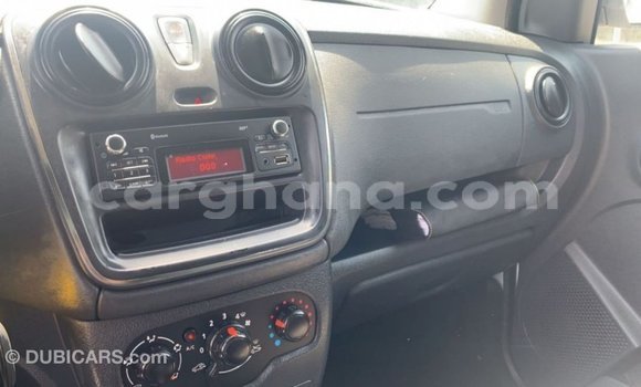 Ra Imported Renault 19 funfun Ọkọ̀ in Import - Dubai ni Ashanti Ra Imported Renault 19 funfun Ọkọ̀ in Import - Dubai ni Ashanti