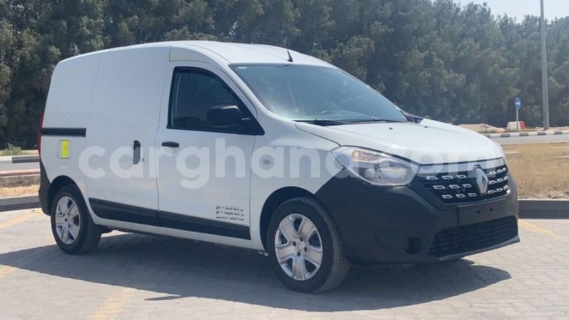 Big with watermark renault 19 ashanti import dubai 42499