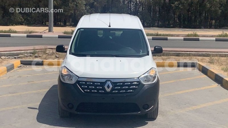 Big with watermark renault 19 ashanti import dubai 42499