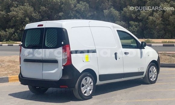 Ra Imported Renault 19 funfun Ọkọ̀ in Import - Dubai ni Ashanti Ra Imported Renault 19 funfun Ọkọ̀ in Import - Dubai ni Ashanti