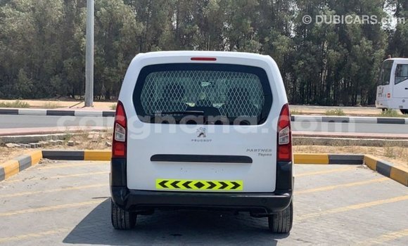 Ra Imported Peugeot Partner funfun Ọkọ̀ in Import - Dubai ni Ashanti Ra Imported Peugeot Partner funfun Ọkọ̀ in Import - Dubai ni Ashanti