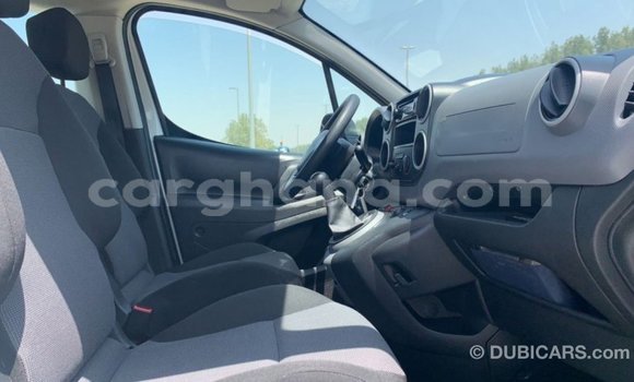Ra Imported Peugeot Partner funfun Ọkọ̀ in Import - Dubai ni Ashanti Ra Imported Peugeot Partner funfun Ọkọ̀ in Import - Dubai ni Ashanti