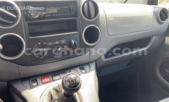 Ra Imported Peugeot Partner funfun Ọkọ̀ in Import - Dubai ni Ashanti Ra Imported Peugeot Partner funfun Ọkọ̀ in Import - Dubai ni Ashanti