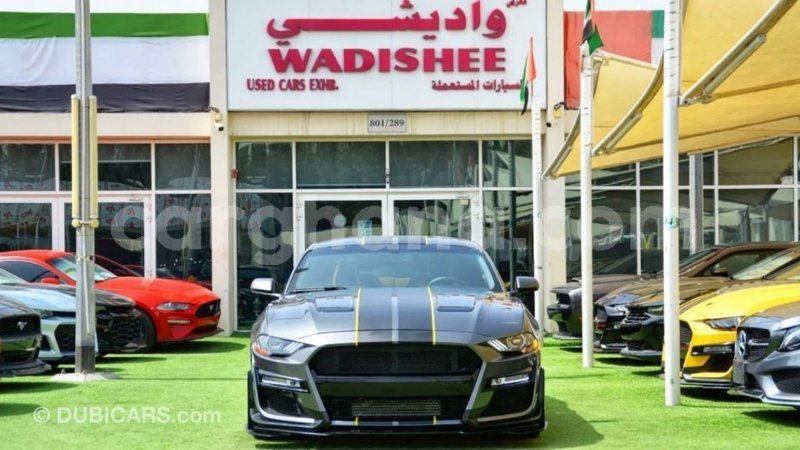 Big with watermark ford mustang ashanti import dubai 42501