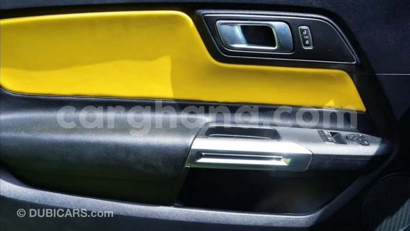 Big with watermark ford mustang ashanti import dubai 42501