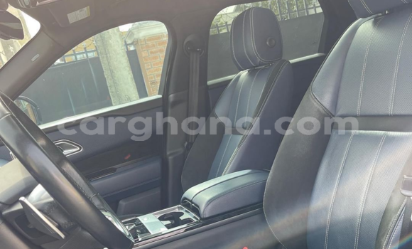 Sayi Na hannu Land Rover Range Rover Velar White Mota in Accra a Greater Accra Sayi Na hannu Land Rover Range Rover Velar White Mota in Accra a Greater Accra
