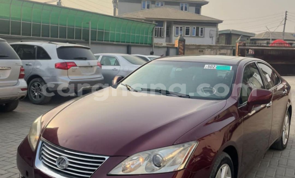 Ra Àlòkù Lexus ES Red Ọkọ̀ in Accra ni Greater Accra