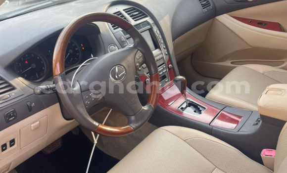Buy Used Lexus ES Red Car in Accra in Greater Accra Buy Used Lexus ES Red Car in Accra in Greater Accra