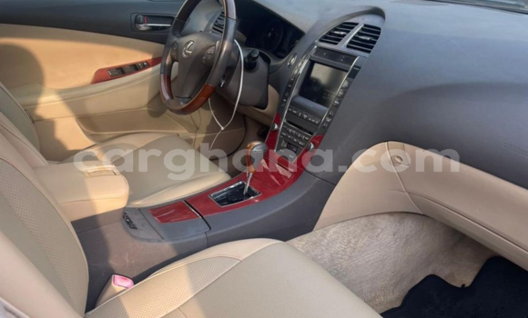 Buy Used Lexus ES Red Car in Accra in Greater Accra Buy Used Lexus ES Red Car in Accra in Greater Accra