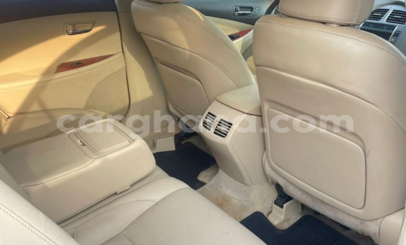 Buy Used Lexus ES Red Car in Accra in Greater Accra Buy Used Lexus ES Red Car in Accra in Greater Accra