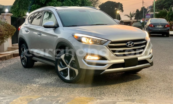 Sayi Na hannu Hyundai Tucson Azurfa Mota in Accra a Greater Accra Sayi Na hannu Hyundai Tucson Azurfa Mota in Accra a Greater Accra