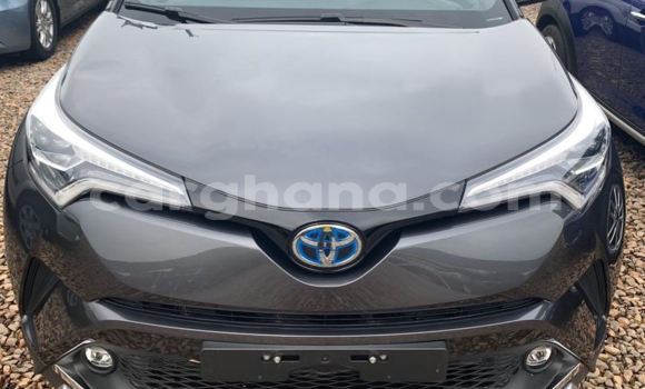 Sayi Na hannu Toyota Corolla Black Mota in Accra a Greater Accra