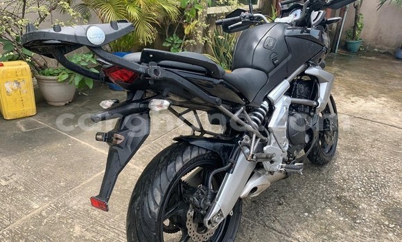Sayi Na hannu Kawasaki ZR-X Black Motsi in Sekondi–Takoradi Metropolitan a Yamma