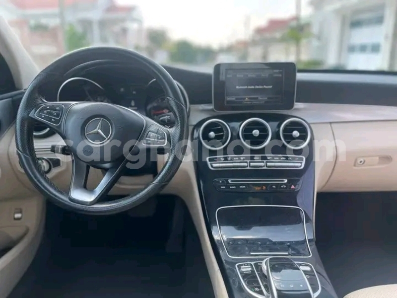 Big with watermark mercedes benz 300cd greater accra accra 42538