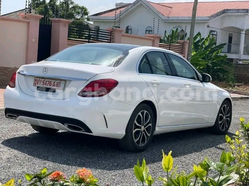 Big with watermark mercedes benz 300cd greater accra accra 42538