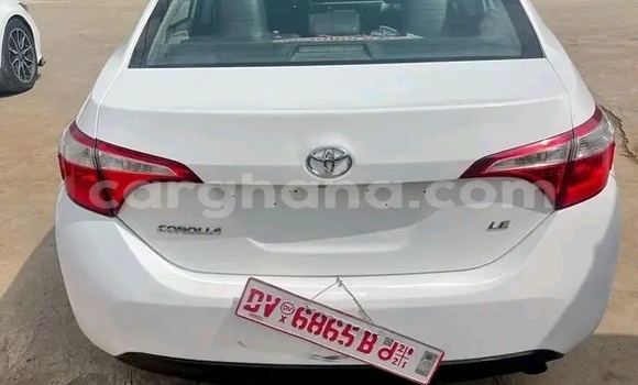 Buy Used Toyota Corolla White Car in Accra in Greater Accra Buy Used Toyota Corolla White Car in Accra in Greater Accra