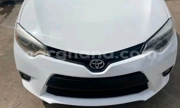 Buy Used Toyota Corolla White Car in Accra in Greater Accra Buy Used Toyota Corolla White Car in Accra in Greater Accra