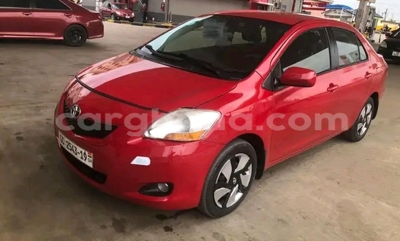 Ra Àlòkù Toyota Yaris Red Ọkọ̀ in Accra ni Greater Accra Ra Àlòkù Toyota Yaris Red Ọkọ̀ in Accra ni Greater Accra