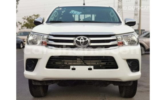 Buy Import Toyota Hilux White Car in Import - Dubai in Ashanti Buy Import Toyota Hilux White Car in Import - Dubai in Ashanti