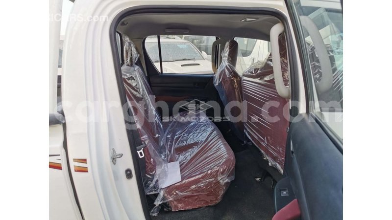 Big with watermark toyota hilux ashanti import dubai 42557