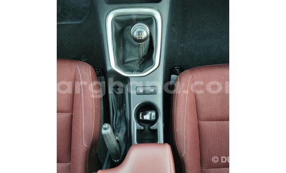 Ra Imported Toyota Hilux funfun Ọkọ̀ in Import - Dubai ni Ashanti Ra Imported Toyota Hilux funfun Ọkọ̀ in Import - Dubai ni Ashanti