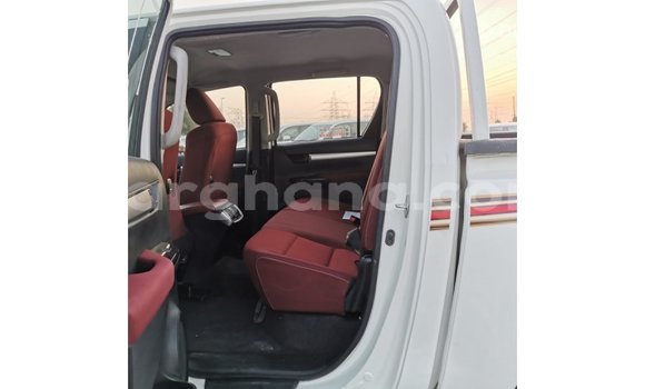 Ra Imported Toyota Hilux funfun Ọkọ̀ in Import - Dubai ni Ashanti Ra Imported Toyota Hilux funfun Ọkọ̀ in Import - Dubai ni Ashanti