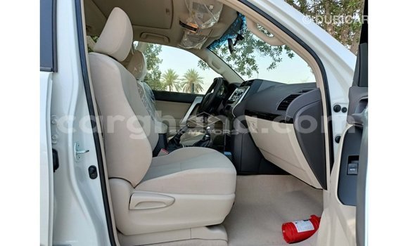 Sayi Imported Toyota Prado White Mota in Import - Dubai a Ashanti Sayi Imported Toyota Prado White Mota in Import - Dubai a Ashanti