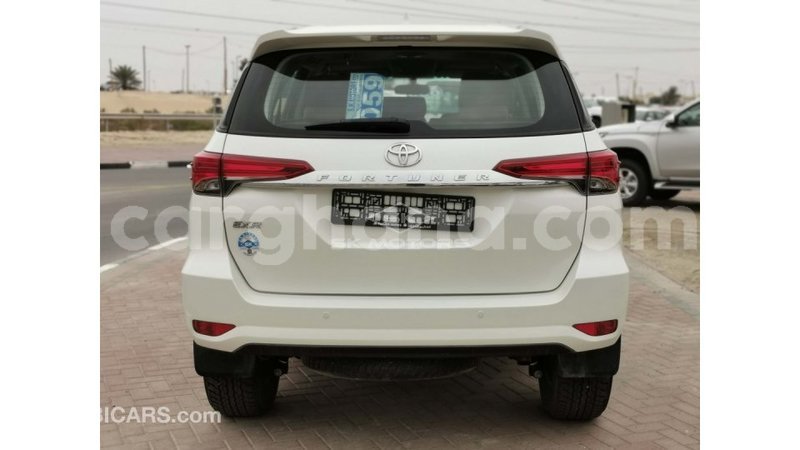 Big with watermark toyota fortuner ashanti import dubai 42574