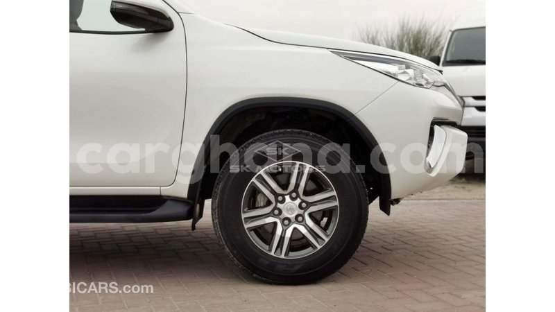 Big with watermark toyota fortuner ashanti import dubai 42574