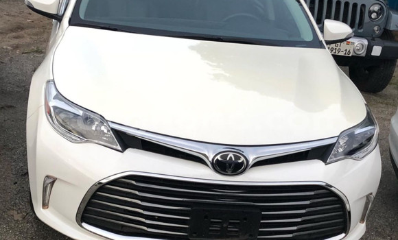 Ra Àlòkù Toyota Avalon Black Ọkọ̀ in Accra ni Greater Accra Ra Àlòkù Toyota Avalon Black Ọkọ̀ in Accra ni Greater Accra