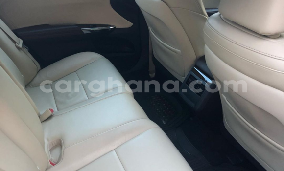 Ra Àlòkù Toyota Avalon Black Ọkọ̀ in Accra ni Greater Accra Ra Àlòkù Toyota Avalon Black Ọkọ̀ in Accra ni Greater Accra