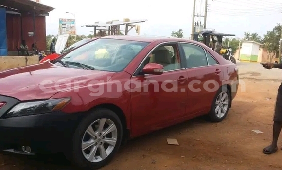 Sayi Na hannu Toyota Camry Red Mota in Accra a Greater Accra Sayi Na hannu Toyota Camry Red Mota in Accra a Greater Accra