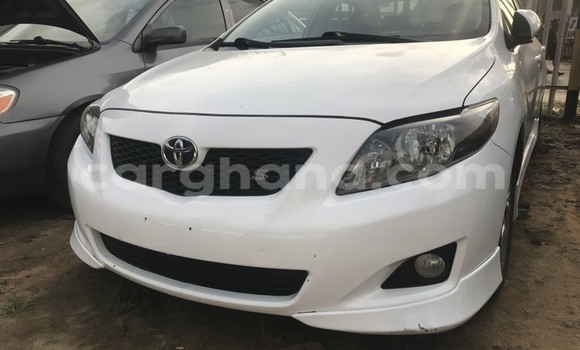Ra Àlòkù Toyota Corolla funfun Ọkọ̀ in Sekondi–Takoradi Metropolitan ni Oorun Ra Àlòkù Toyota Corolla funfun Ọkọ̀ in Sekondi–Takoradi Metropolitan ni Oorun