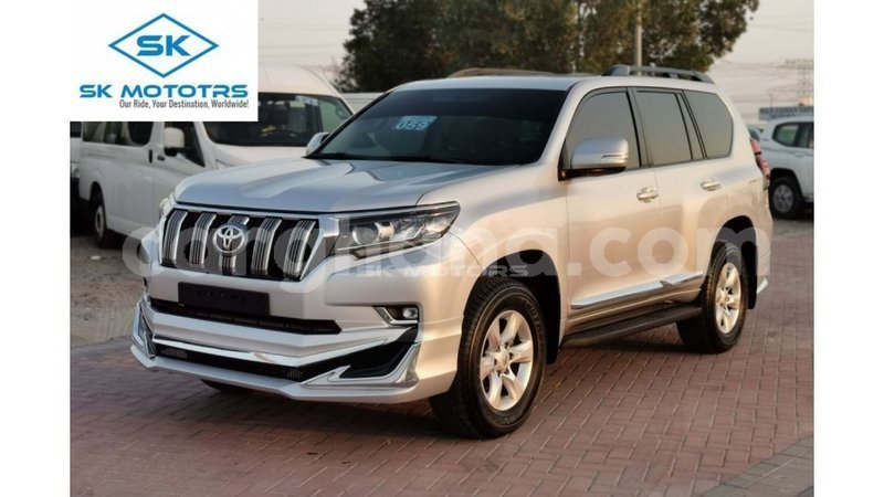 Big with watermark toyota prado ashanti import dubai 42606