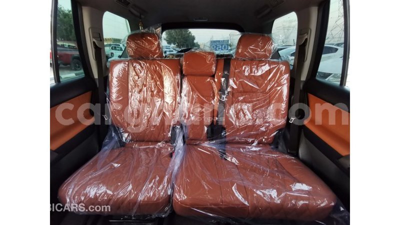 Big with watermark toyota prado ashanti import dubai 42606