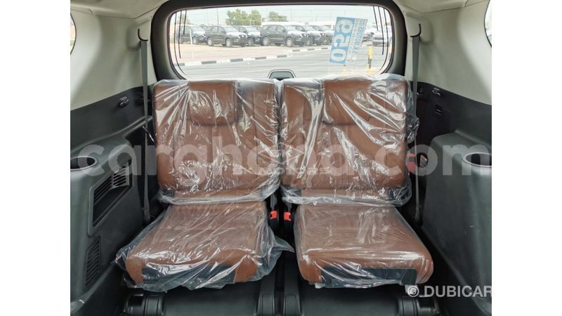 Big with watermark toyota prado ashanti import dubai 42612