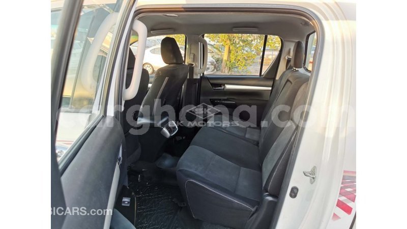 Big with watermark toyota hilux ashanti import dubai 42613