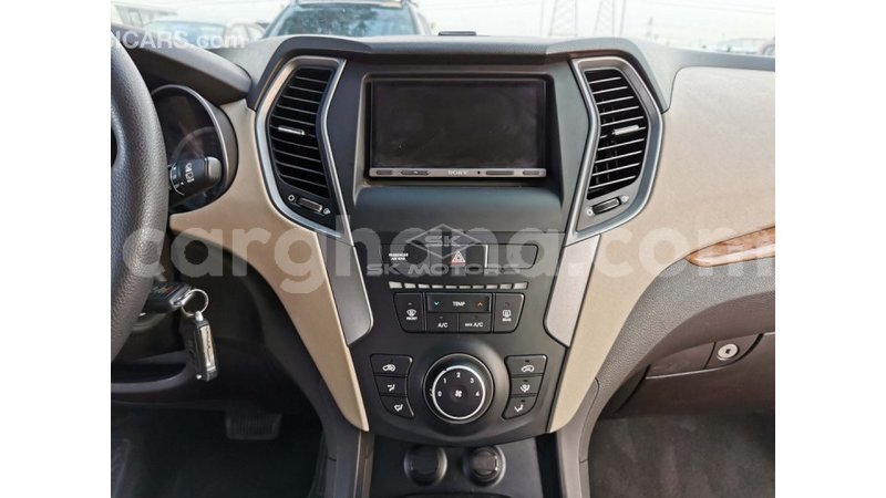 Big with watermark hyundai santa fe ashanti import dubai 42617