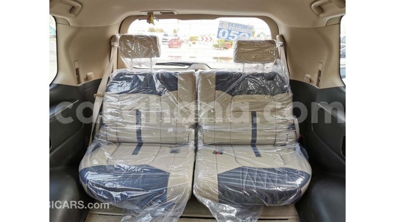 Big with watermark toyota land cruiser ashanti import dubai 42618