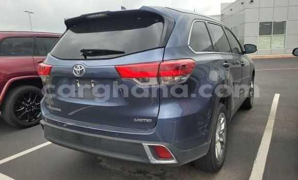 Buy Used Toyota Highlander Blue Car in Accra in Greater Accra Buy Used Toyota Highlander Blue Car in Accra in Greater Accra