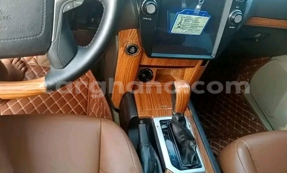 Ra Àlòkù Toyota Highlander Miiran Ọkọ̀ in Accra ni Greater Accra Ra Àlòkù Toyota Highlander Miiran Ọkọ̀ in Accra ni Greater Accra